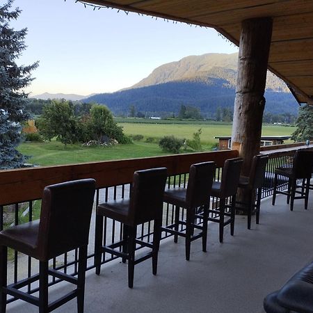 Harrison Hammond House Farmstay Harrison Mills Bagian luar foto