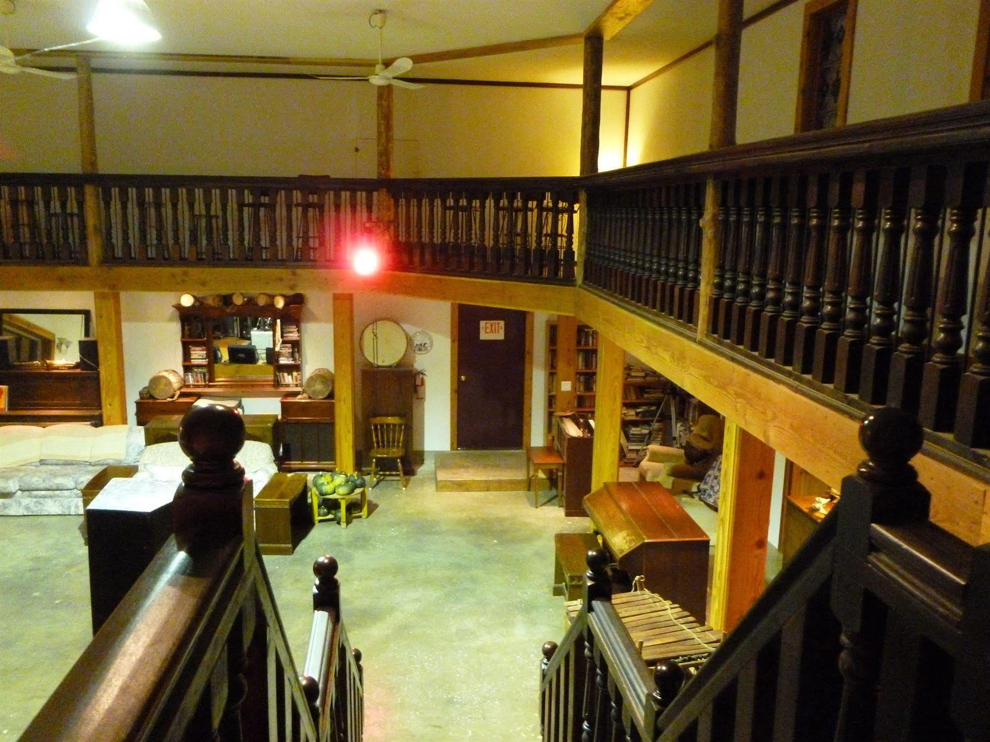 Harrison Hammond House Farmstay Harrison Mills Bagian luar foto
